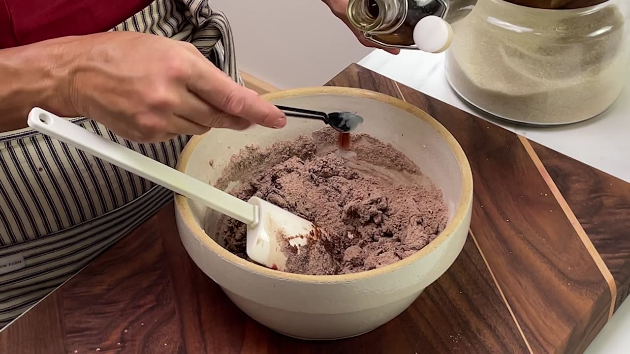 HOMEMADE CHERRY JAM! Low Sugar And No Pectin!