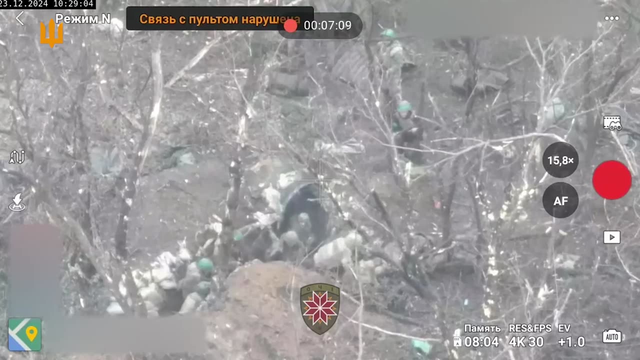 Ukrainian Tanks Fire On Russian Trench Complex During Coordinated Attack(Incredible Footage)