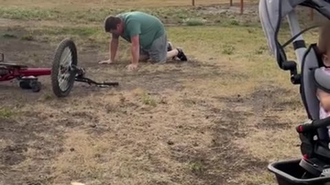 Man Regrets Asking His Wife to Film His Sick Jump