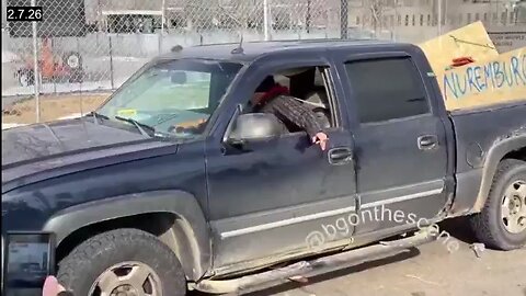 🤡😆BREAKING: Anti-ICE Rioters Just TURNED On Each Other In Minneapolis —