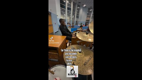 15 year old organ player Ashton Phillips 🎹🔥 #houseofgod video cred to David Cartwright Jr 🤳🏾