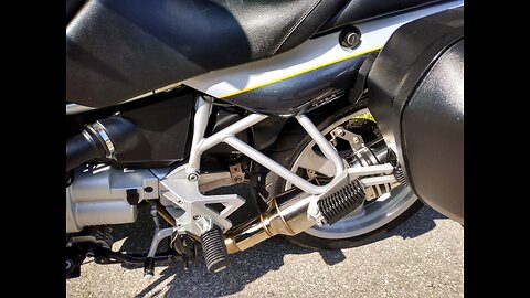 2000 BMW R1100R w/ Custom Dominator Exhaust