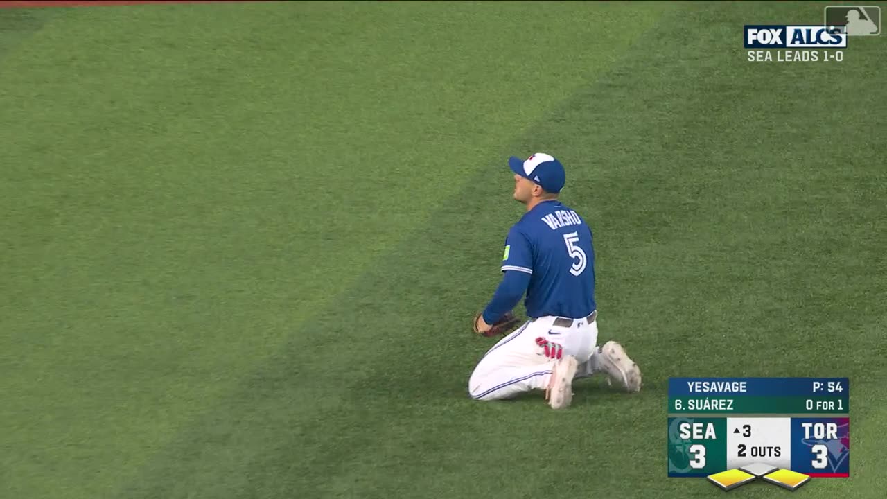 Daulton Varsho se lució en el jardín central