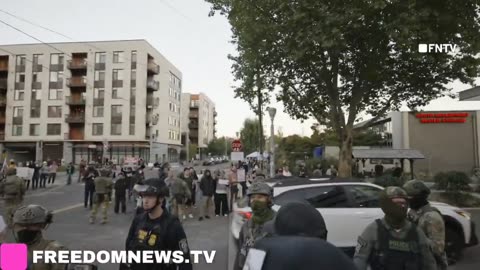 "Ma'am calm down" Portland Protester told by agents as she refuses to move as they clear