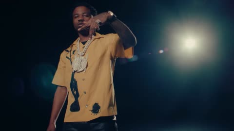 Gucci Mane - Pissy (feat. Roddy Ricch & Nardo Wick) [Official Music Video]