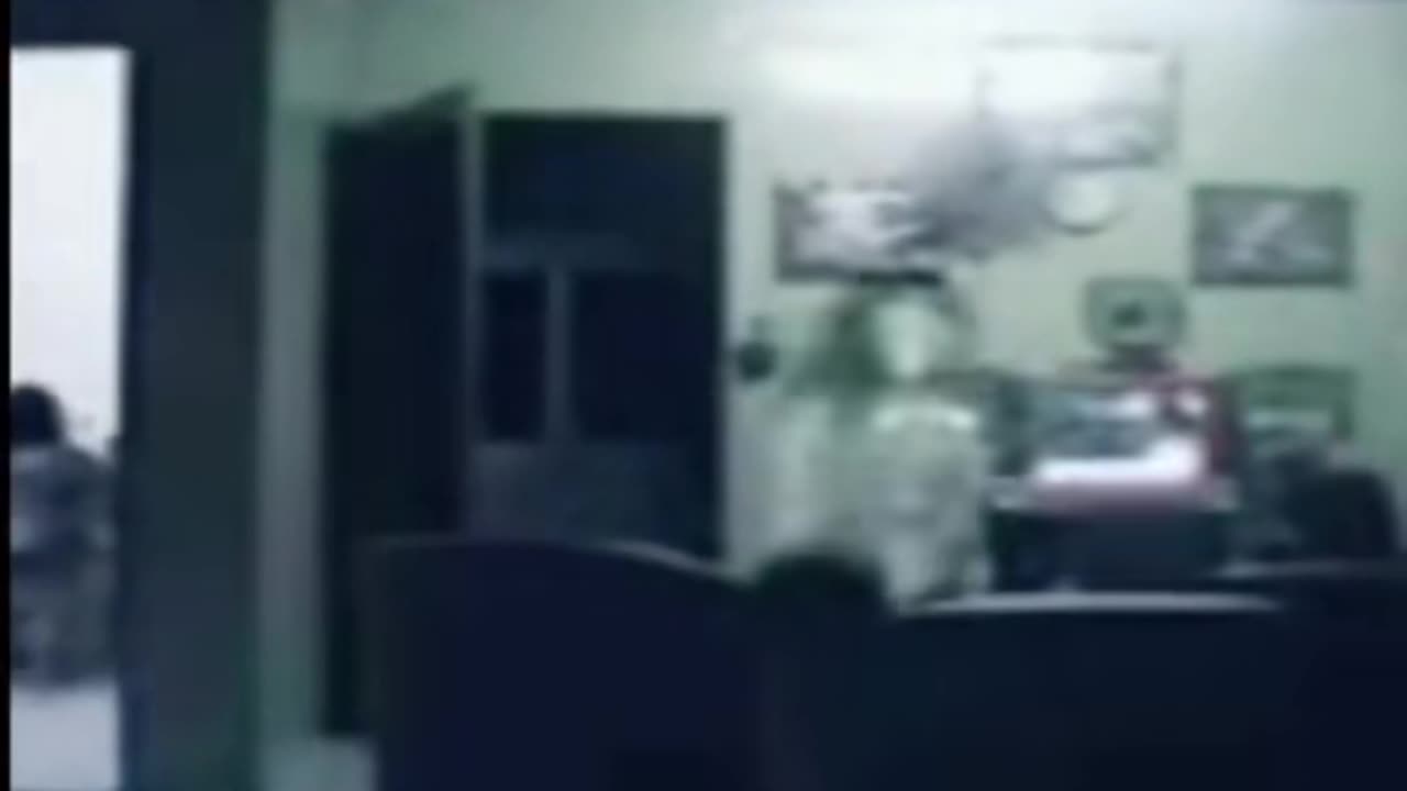 😱👻 What Happens When You Play with Ouija? Unexplained Encounters! | TheHauntingHour