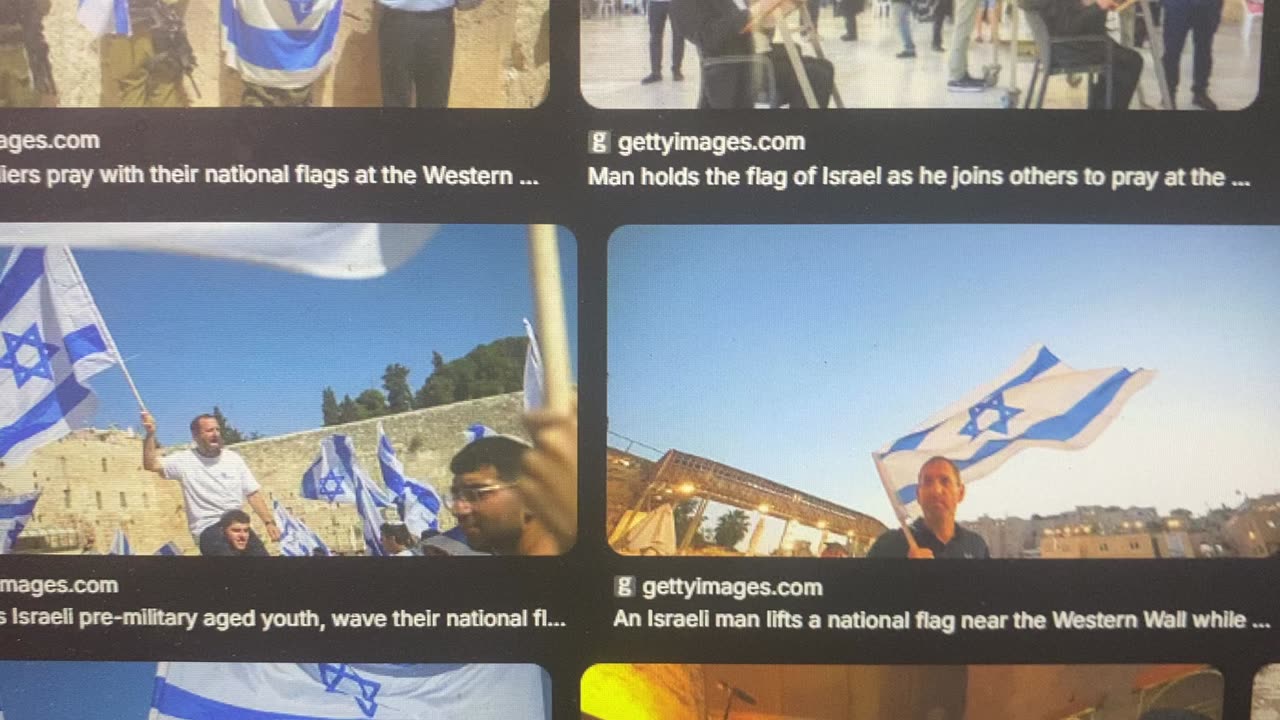 The mad tiny hatters club