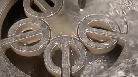 💡✨ Unlock the Secret to Perfectly Clean Windows Without Streaks! | LifeHacksDaily