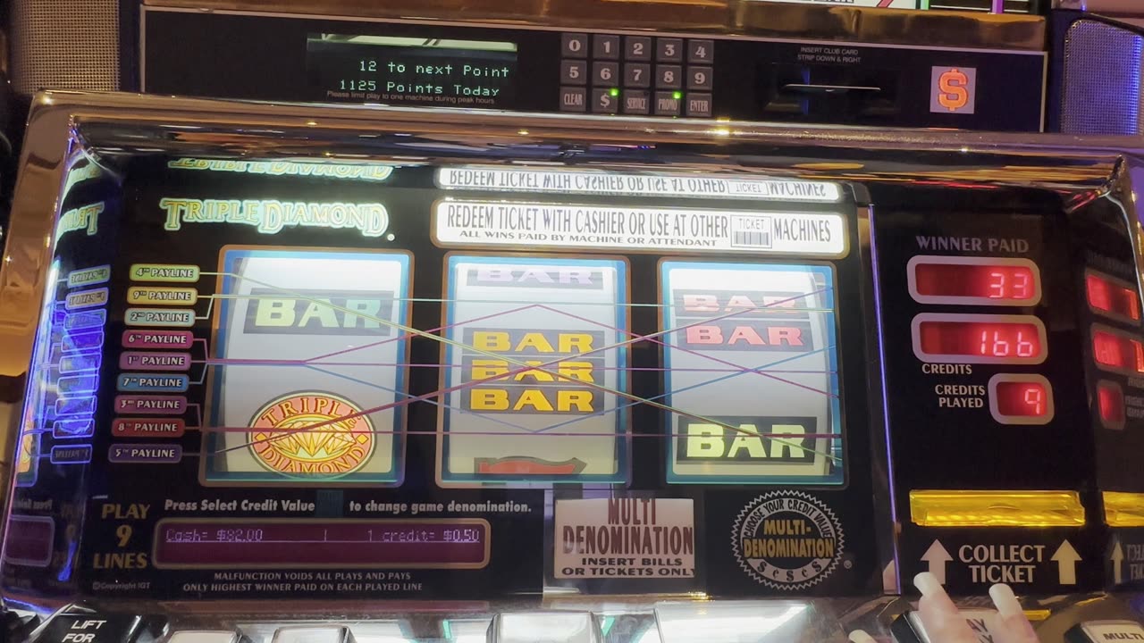 JACKPOT on this old school Quarter slot! 🎰💲🔥