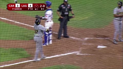 Aldrem Corredor celebró su MVP de la semana