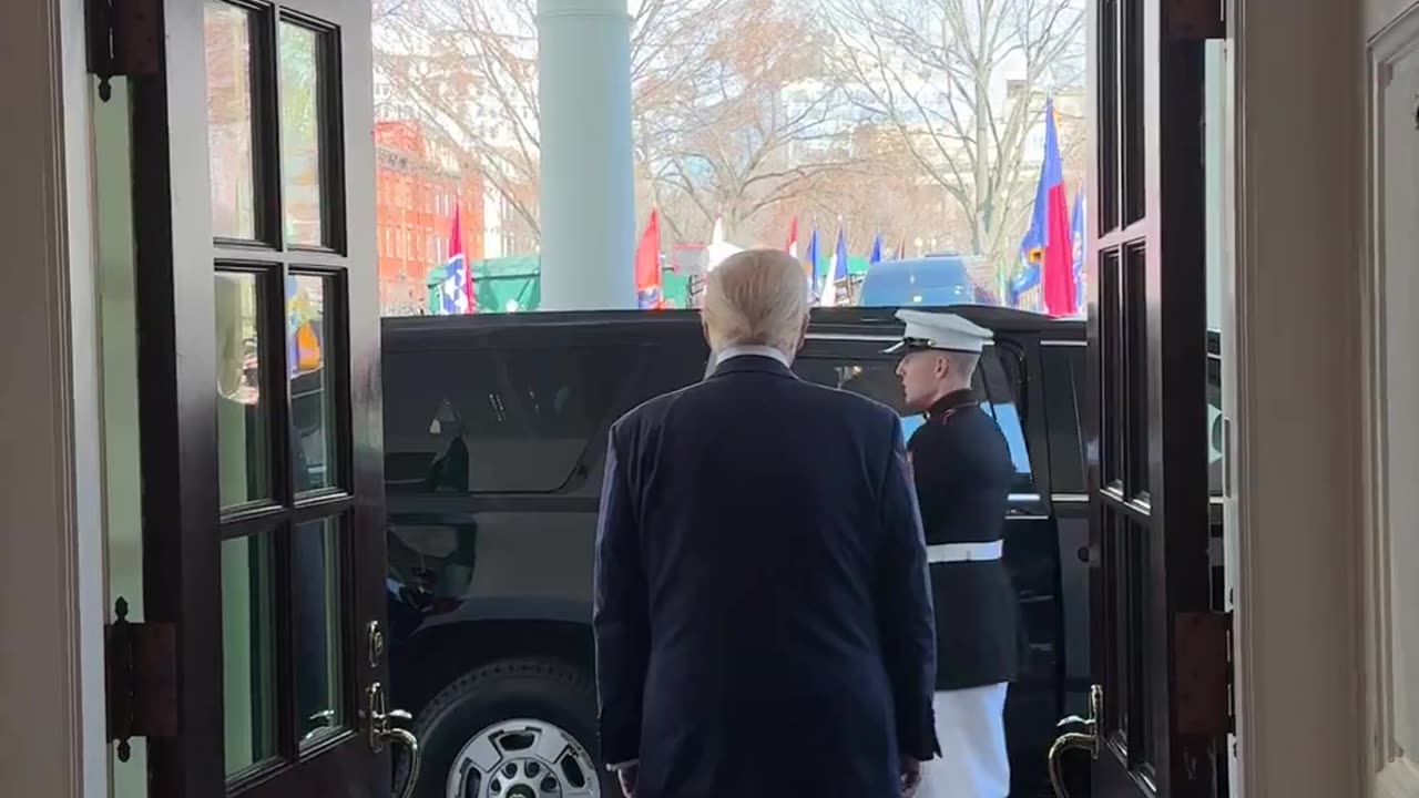 President Donald Trump just greeted the leader of Ireland, Taoiseach Micheál Martin.