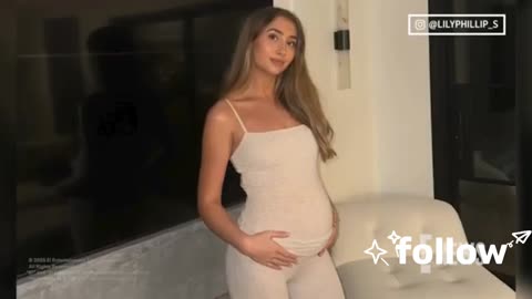 OnlyFans Model Lily Phillips Announces Pregnancy |