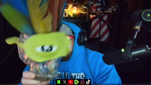 I Made a HEADDRESS for My SKULL MUG! 💀