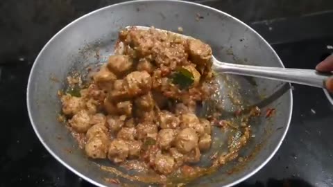 Plain Kuska & Soya chunk gravy in own style 