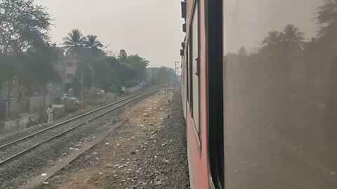 TIRUPATI TO KOLHAPUR HARIPRIYA EXPRESS TRAIN | MAHALAXMI EXPRESS EXPLORE TRAIN JOURNEY