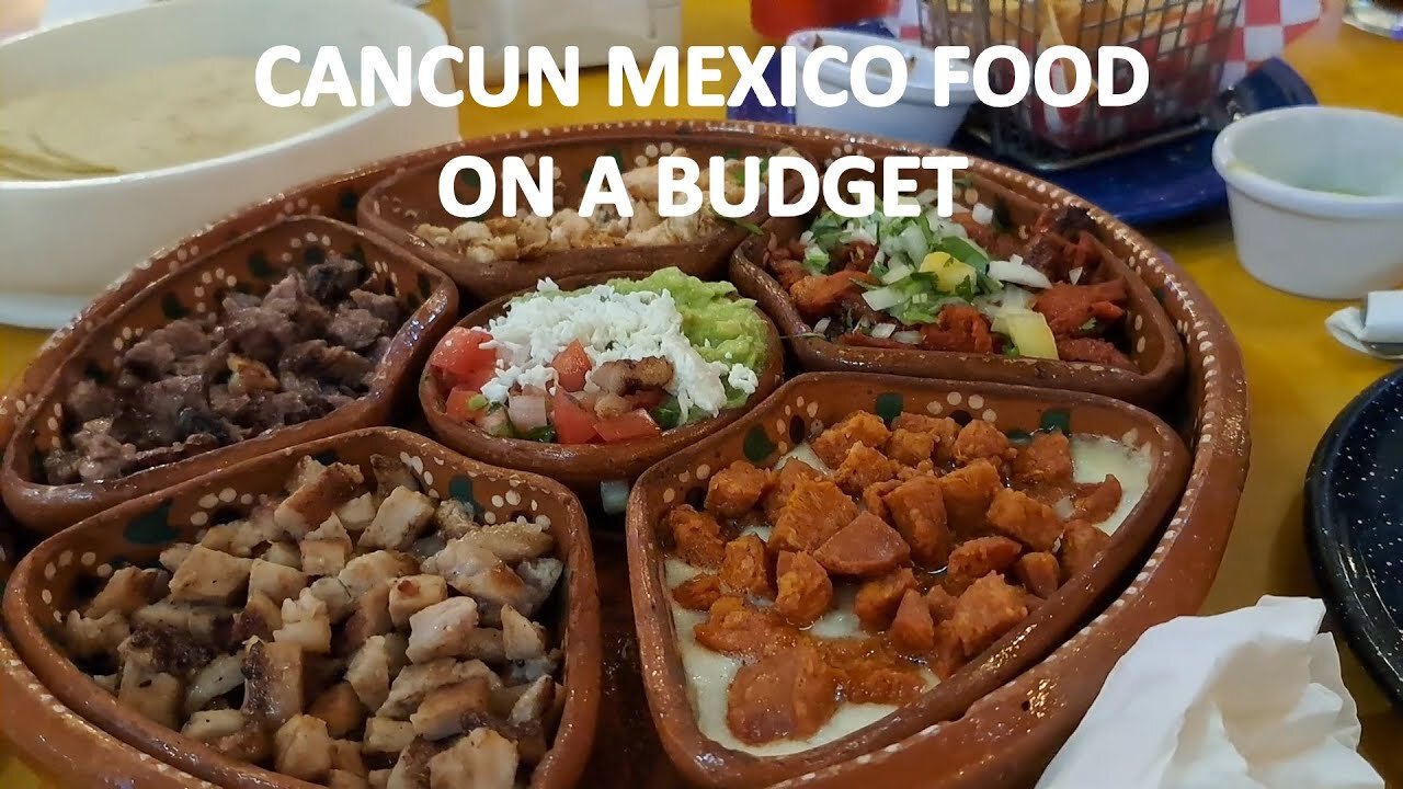 DINNER! CANCUN MEXICO FOOD ON A BUDGET