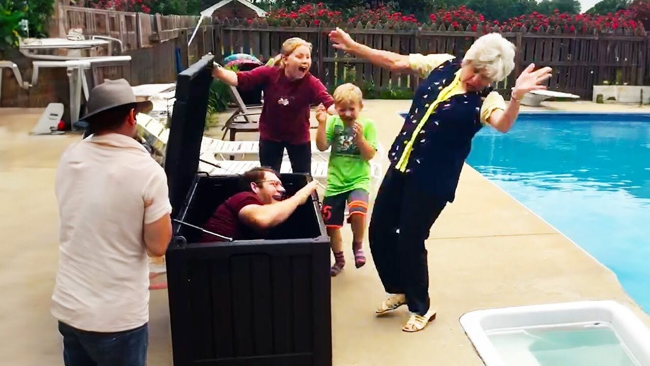 Best Pranks of 2025 😂 Funniest Pranks of the Year