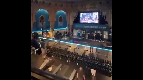 ¿El gimnasio más hermoso del mundo? (y tiene cine)