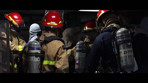 Sailors Aboard USS Kearsarge Conduct Damage Control Training