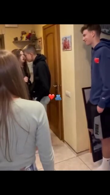 girl cheats with husband 😭💔😭😭