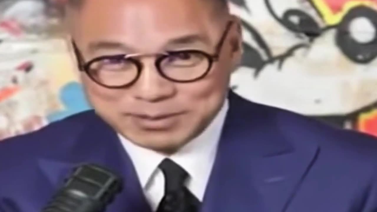 20211205文贵先生直播： #习近平 的自信、疯狂源自 #俄罗斯；习跟美、英政府有个人恩怨，互相不待见；电池、新能源、数字货币和太空技术给习自信；习决定了中共国的命运