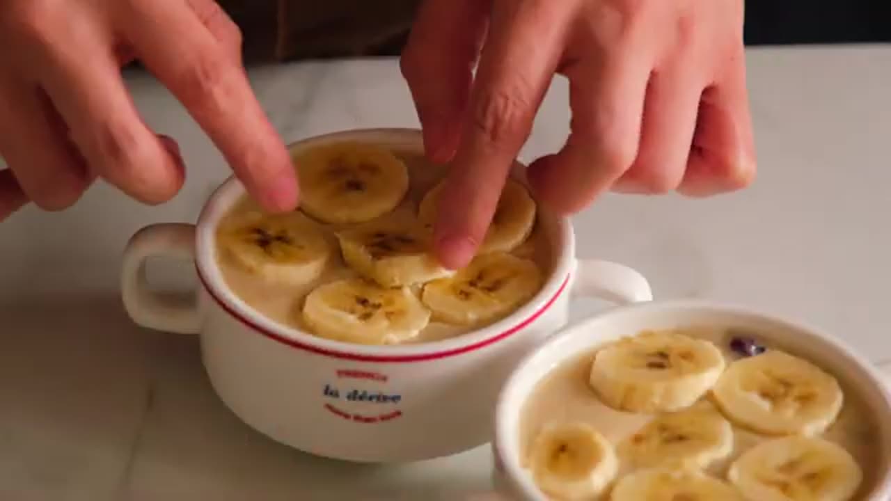 Sugar-free, oil-free, flour-free Banana Baked Oatmeal Pudding