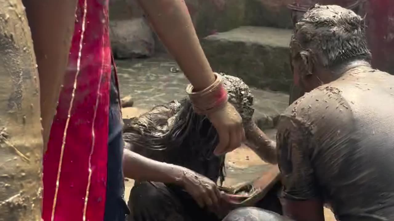 Bura n mani holi hai