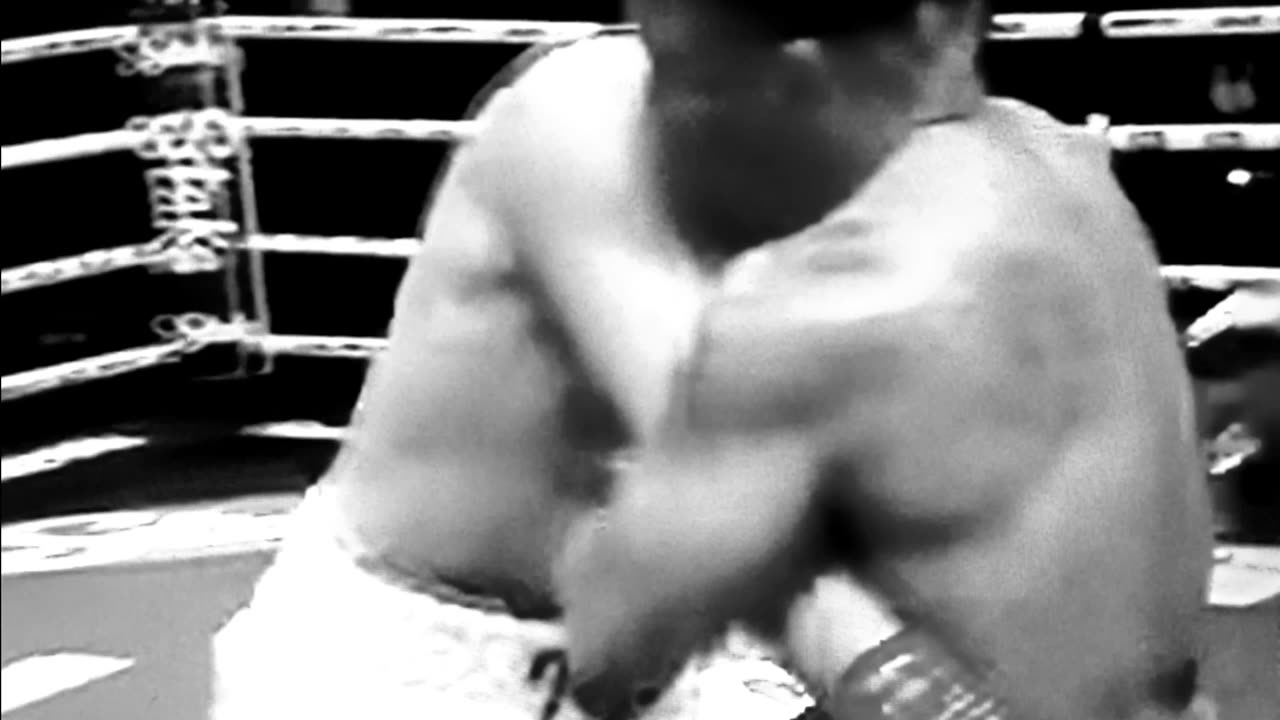 Former ufc contender Darren till doing work in boxing