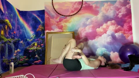 Orange Glow: Creative Energy Yoga #everydamnday @TheMFingCOO
