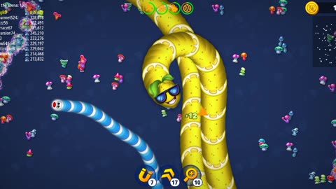 Worms Zone.io | 2025 Update | Swamp Mode Snake Game Challenge