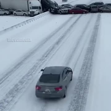 Insane 50 Car Pileup on Interstate