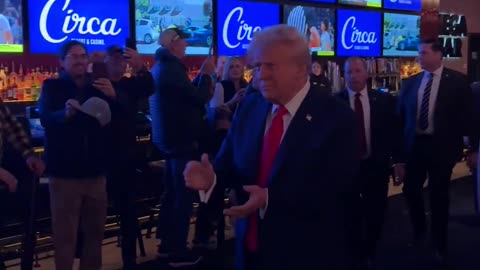 "USA" chants break out for Trump at a casino in Las Vegas, Nevada