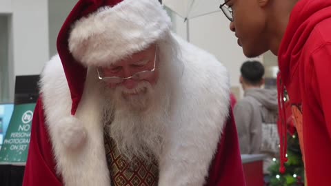 I don't think Santa was expecting that! 😂