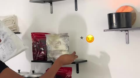 @e.wills_ Unboxes Sexy Smooth Coconut Pearl Essence & Cherry Desire Scented Hard Wax 