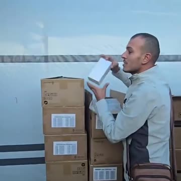 Thousands of new cell phones entered the Gaza Strip today