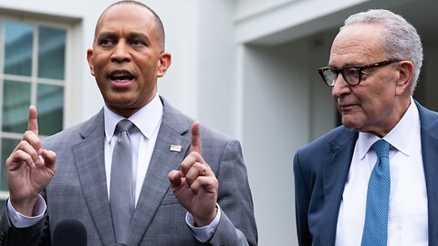 BLOODBATH: Dems in Full-Blown Panic Mode as Trump Makes Big Announcement After Schumer Shutdown