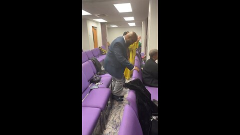 Dance Pastor Jesse Williams 🕺🏾 #praisebreak