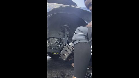 2014 Nissan Pathfinder axle replacement