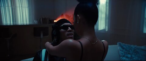 Chris Brown -Feels smoothy|Like &Follow