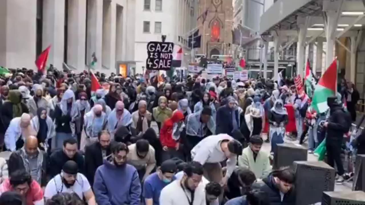 There are about 350 mosques in New York but they decided to pray to Allah under