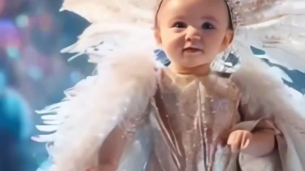 Adorable baby's magical transformation on stage stunned the judges🤣#shortvideo