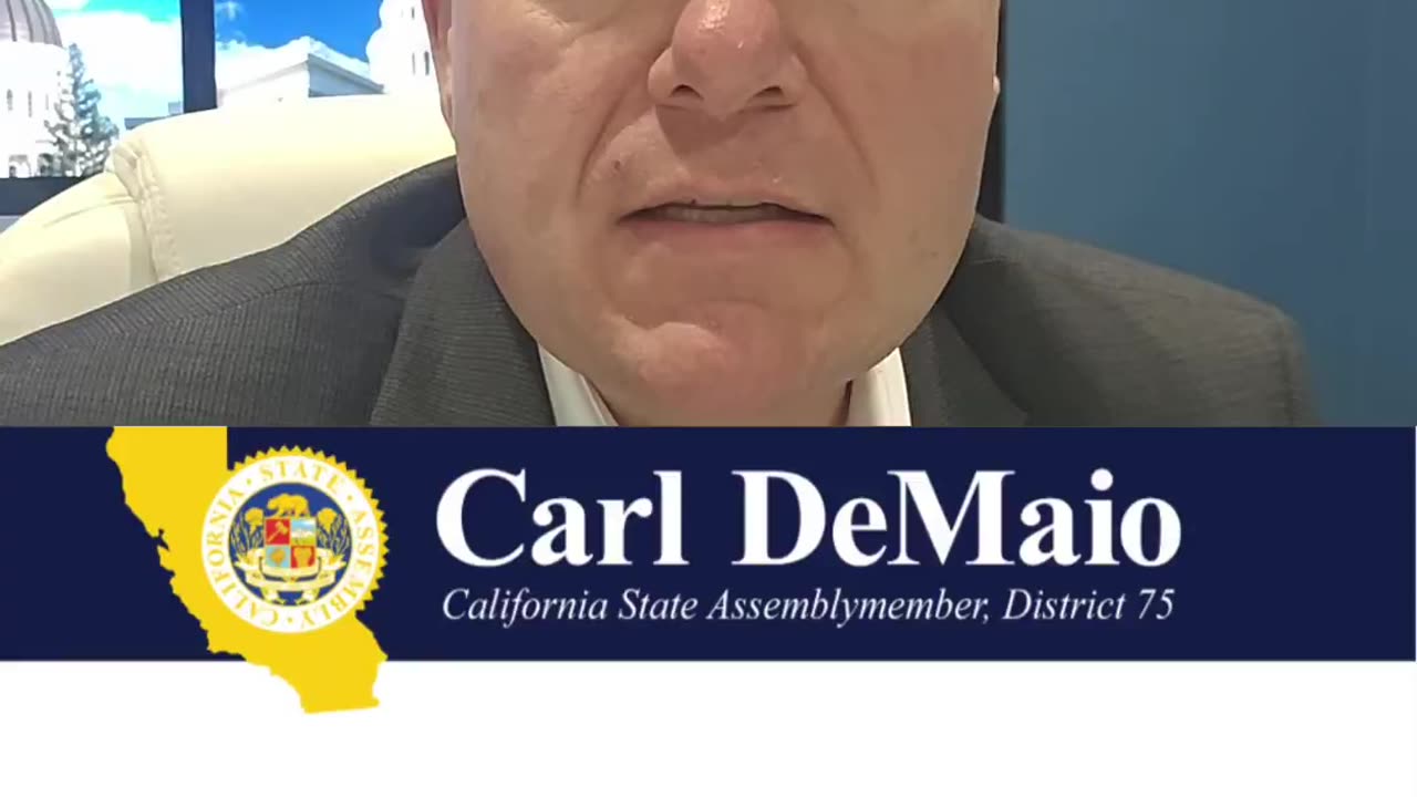 Breaking: MEXICO 🇲🇽 IS DUMPING THOUSANDS OF TONS OF GARBAGES INTO SAN DIEGO, CALIF 👀