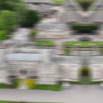 What the Wealthy Are Doing With Their Land #homestead #diy #trending