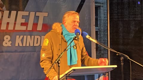 Anklam - Leif Erik Holm spricht auf der AfD Kundgebung am 15-02-2025