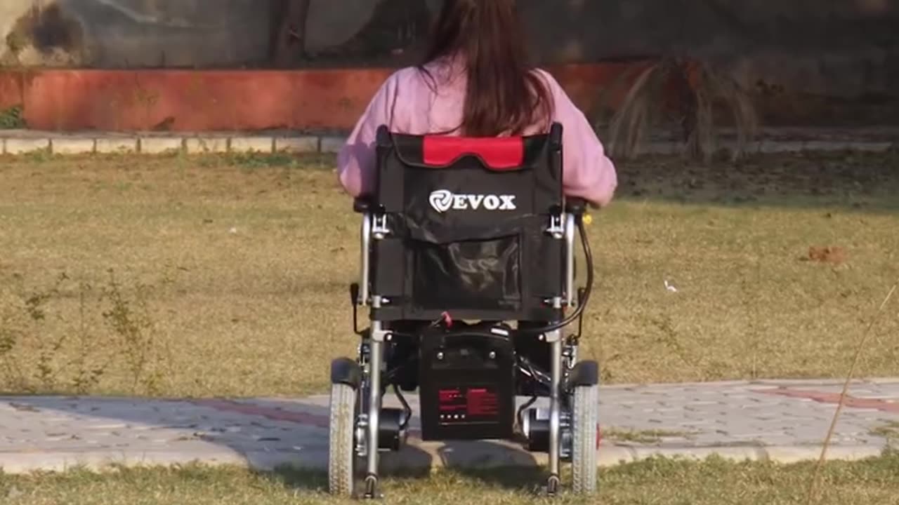 EVOX Electric Wheelchairs: Power & Freedom in Motion!