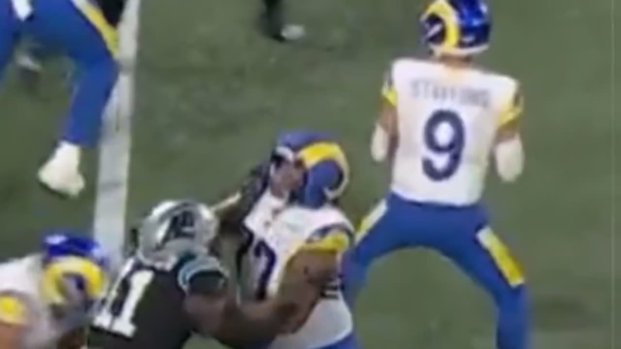 Stafford Leads Rams Past Panthers