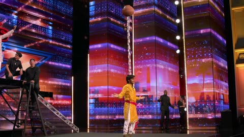 Praveen Prajapat DEFIES GRAVITY By Balancing Objects On His Head! Auditions AGT 2024