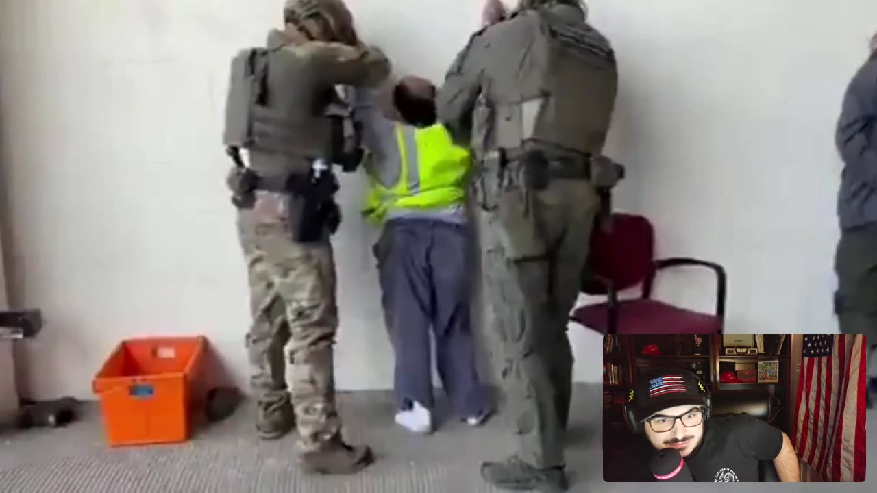 #ICE Arrested #Benjamin Button At The #Portland #ANTIFA #ICE #Protest