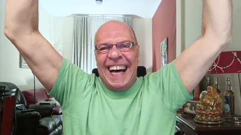 Blogueiros da globo perdem a voz e Fux nada de braçada