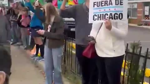 Live Protest in Rogers Park, Chicago